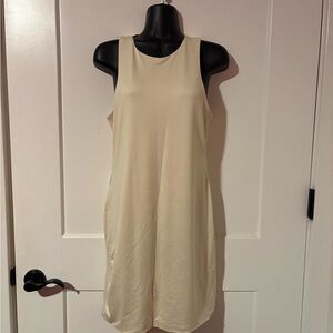 Forever 21 Sleeveless Shift Dress in Cream
